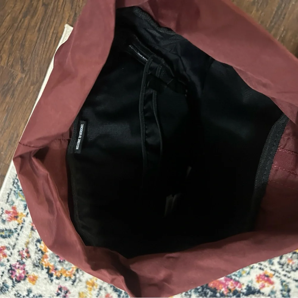 Herschel Supply Company Maroon and Black Backpack - Picture 3 of 4